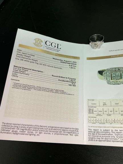 CERTIFIED BRAND NEW 18K WHITE GOLD DIAMOND RING