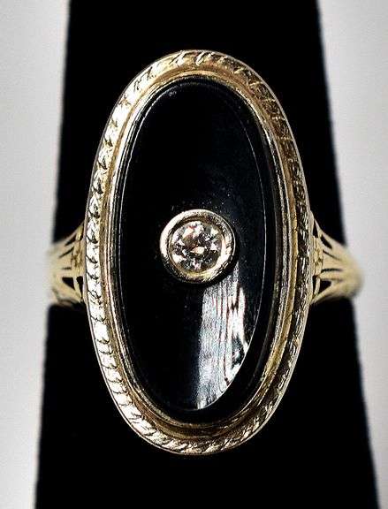 Vintage 14K Yellow Gold Black Onyx Gemstone Ring with Diamond Accents