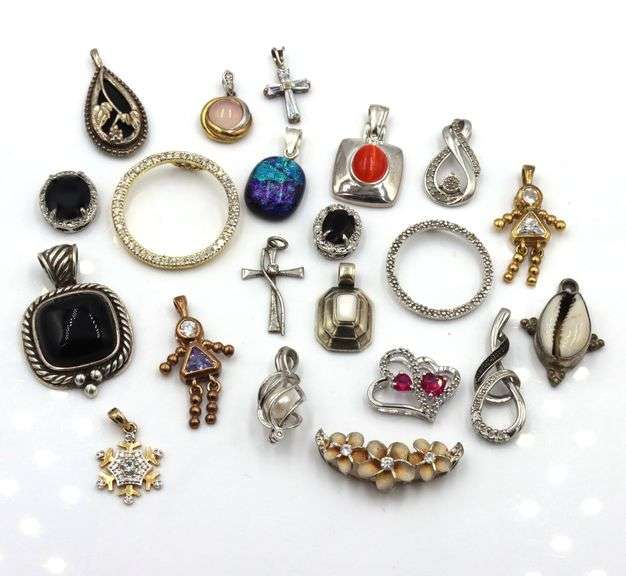 Vintage 925 sterling silver group lot of charms pendants