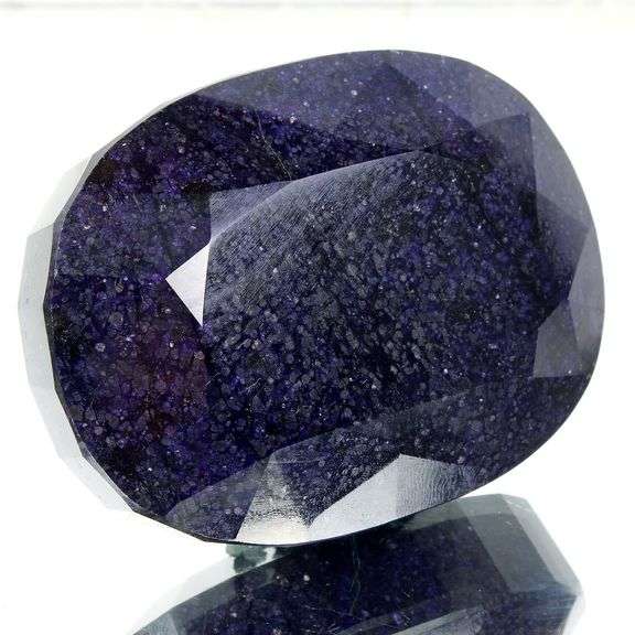 Huge Majestic 3300 Ct Museum Size  Certified Midnight Blue Sapphire