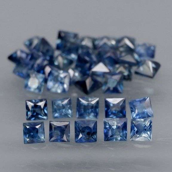 Princess cut! 3.28ct London blue Sapphire set!