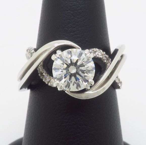 Authentic, Certified Solasfera Diamond set in a Mark Schneider Ring