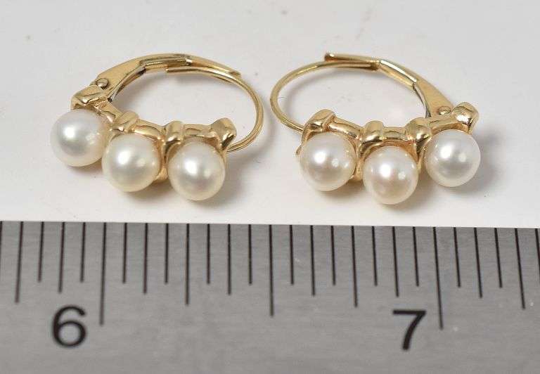 Elegant 14K Yellow Gold Pearl Dangle Earrings