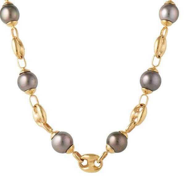 Black Tahitian Pearl and Gucci Link Chain Station Necklace in 18K