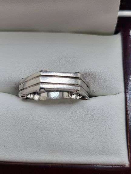 14KT White Gold Band