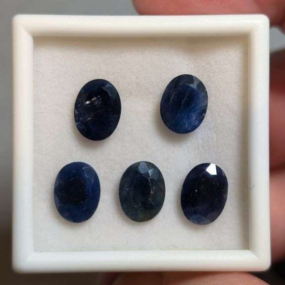 Deep blue and heavy! Full 9.22 carat set of Sapphires!