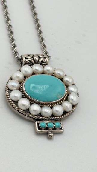 925 Sterling Silver Vintage Southwestern Style Turquoise And pearl Pendant With Rope chain