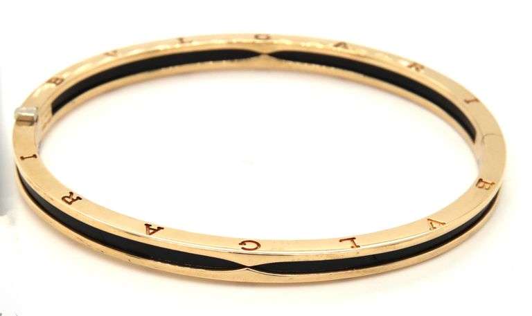 18kt Yellow gold B-Zero 1 style black ceramic bangle bracelet