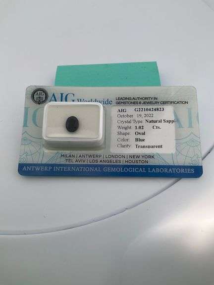 CERTIFIED AND SEALED NATURAL BLUE SAPPHIRE, 1.02 CARAT