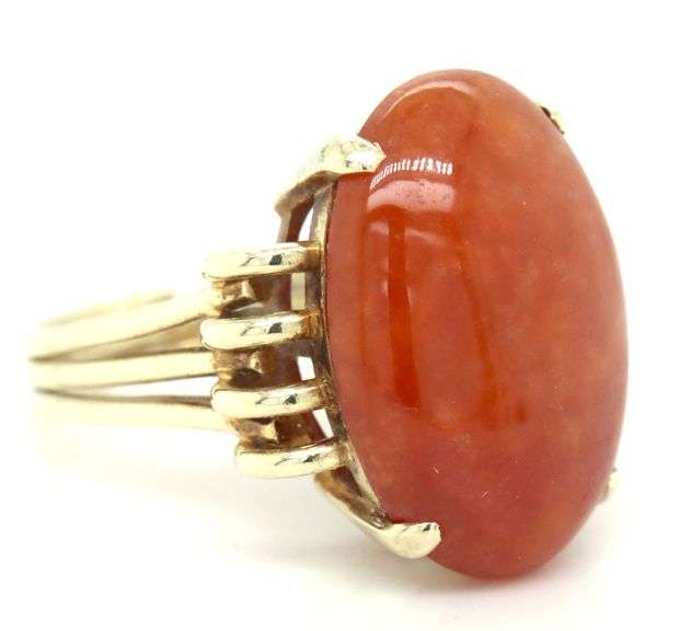 14kt Yellow gold oval orange Jade ring