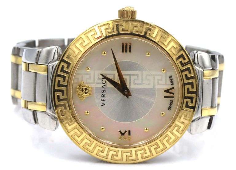 Group lot of 4 watches