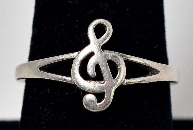 Music Note Ring in Sterling Silver
