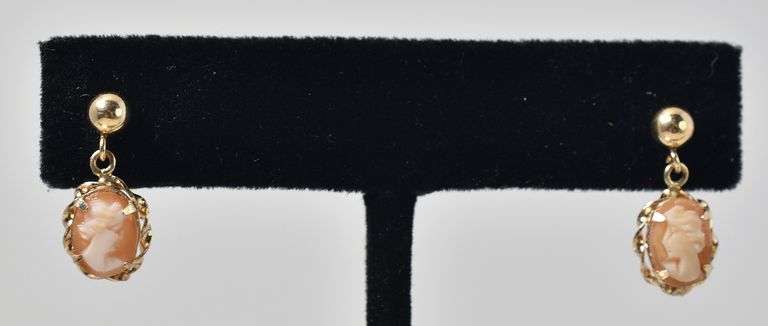 Vintage 14K Yellow Gold Cameo Dangle Earrings