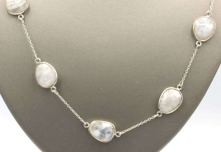 925 Sterling silver Moonstone station necklace