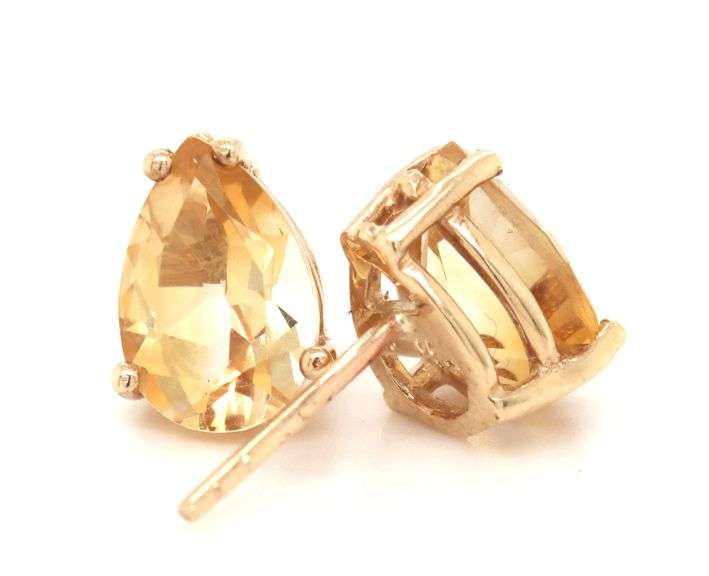 10kt Yellow gold 2.25ctw pear citrine stud earrings