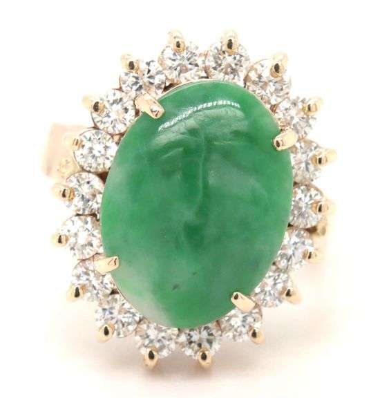 14kt Yellow gold Green Jade and diamond ring