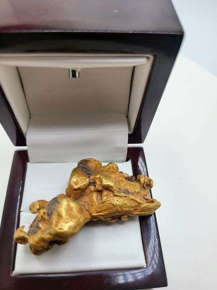 Investment! Pure high Quality Australian 22k Gold Nugget, 107.9 grams, shape of a little dinosaur