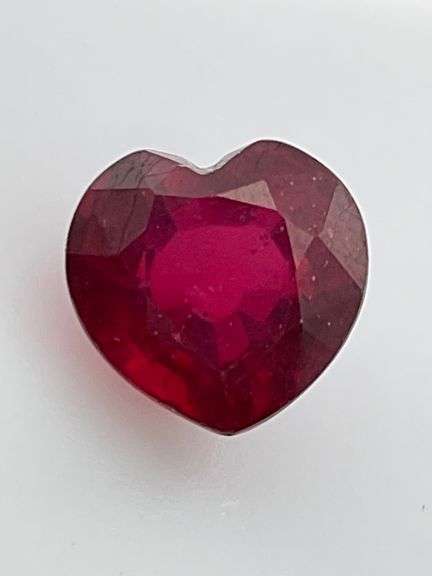 CERTIFIED NATURAL RUBY 2.85 CARAT HEART SHAPE.