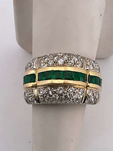 CERTIFIED 18K YELLOW GOLD LADIES  DIAMOND AND EMERALD RING / BAND