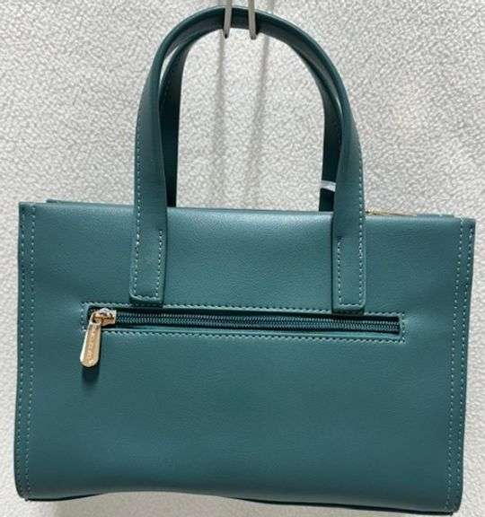Stylish Green Color Designer Bag By David Jones-Paris