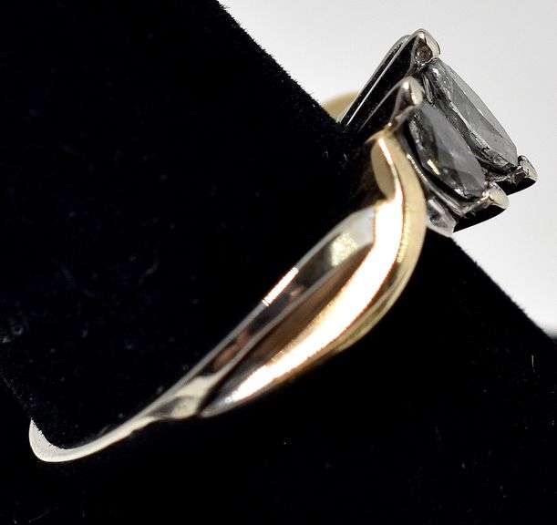 Marvelous 14K Yellow and White Gold Approx. 0.97CTW Diamond Ring