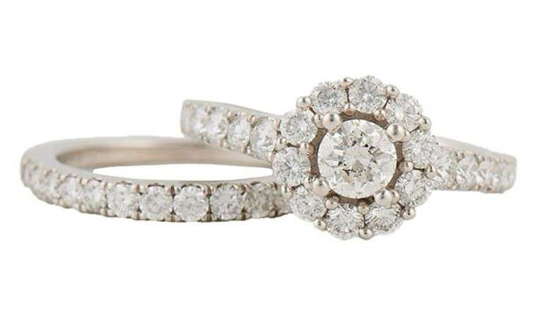 2.00ctw Round Diamond Halo Bridal Set in 18K