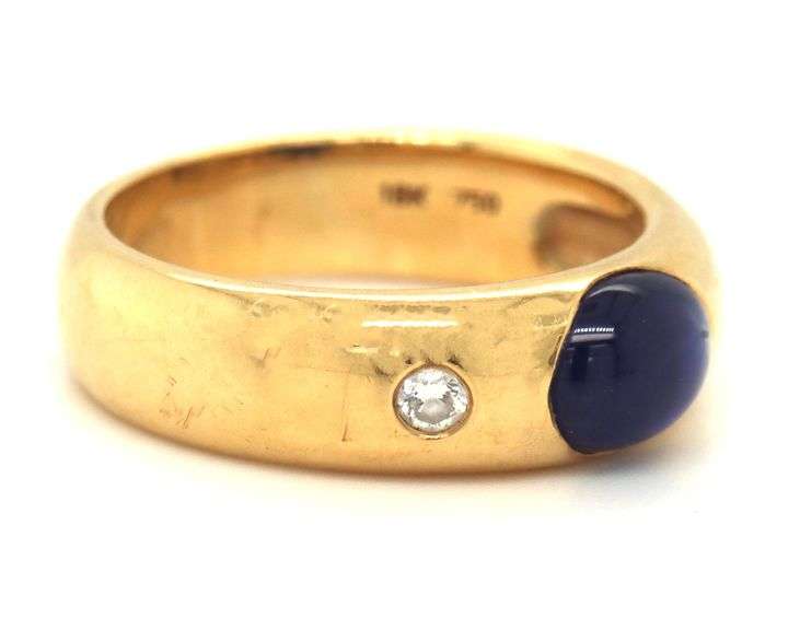 Tasteful 18K YG Cabochon Sapphire Ring