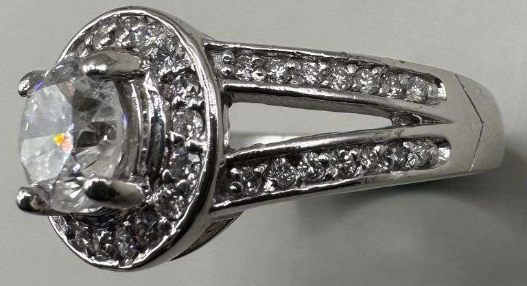 14K White Gold Round Brilliant Cut Diamond Ring of 1.46ct