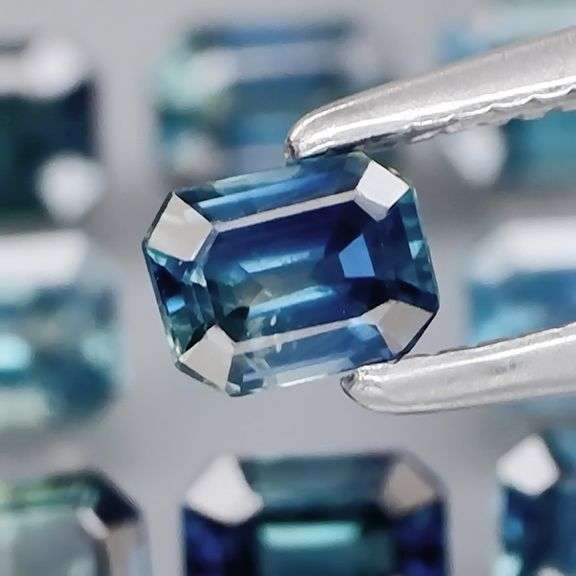 Amazing 3.09ct set of washed denim blue Sapphires!