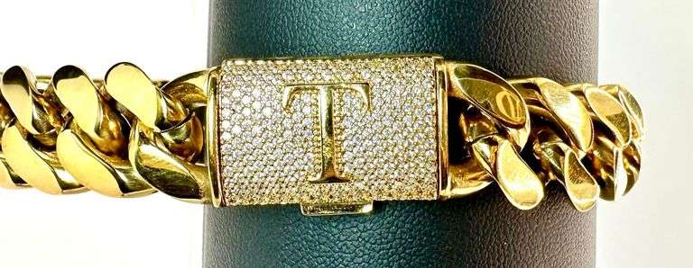Sparkling 14 Kt Gold Plate 74.6 Grams Monogramed Initial "T" Curb Link Bracelet