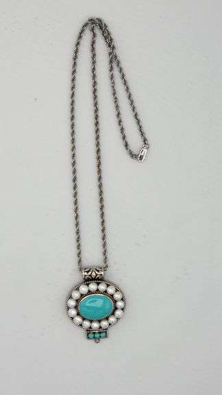 925 Sterling Silver Vintage Southwestern Style Turquoise And pearl Pendant With Rope chain