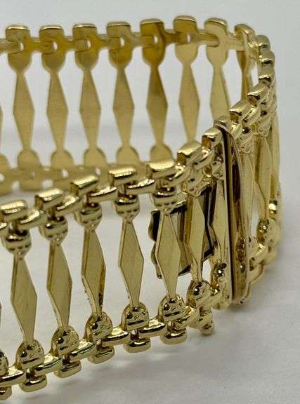 14K Yellow Gold Italian Diamond Bar Bracelet