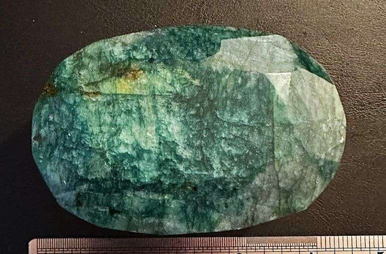 Huge Certified 2230 Ct Museum Size Natural Emerald