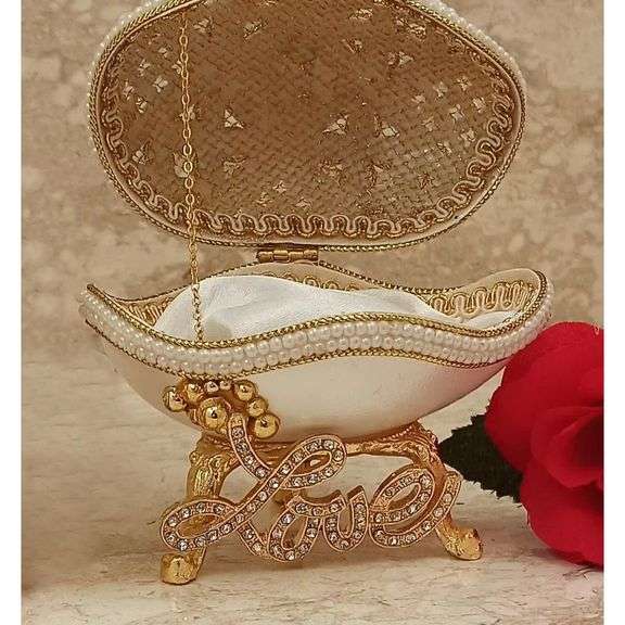 Crown Regal Egg with 900 Pearls & Swarovski Crystals