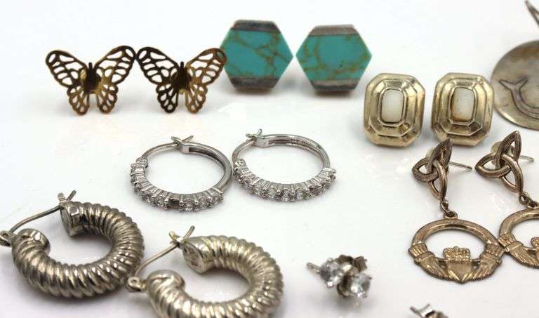 Group lot of Vintage 925 sterling silver earrings