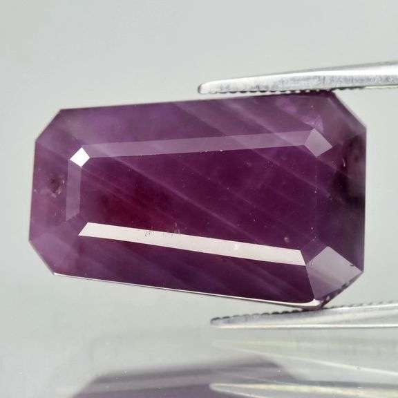 Stop what you're doing! There's a 15.57ct Ruby! And it's UNTREATED!