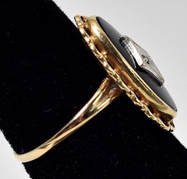 Vintage 10K Yellow Gold Black Onyx Gemstone Ring with Diamond Accents