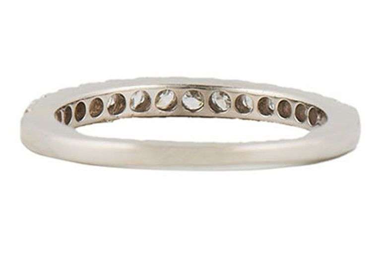 2.00ctw Round Diamond Halo Bridal Set in 18K