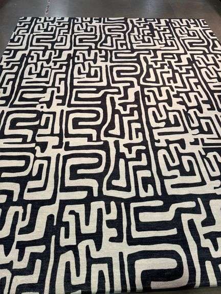 Magnificent Modern Rug 8x10