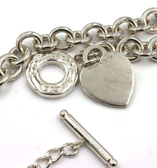 Tiffany & Co toggle necklace in 925 sterling silver