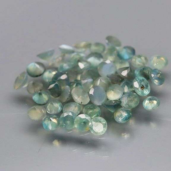 Extremely rare! 1.68ct color change Alexandrite set!