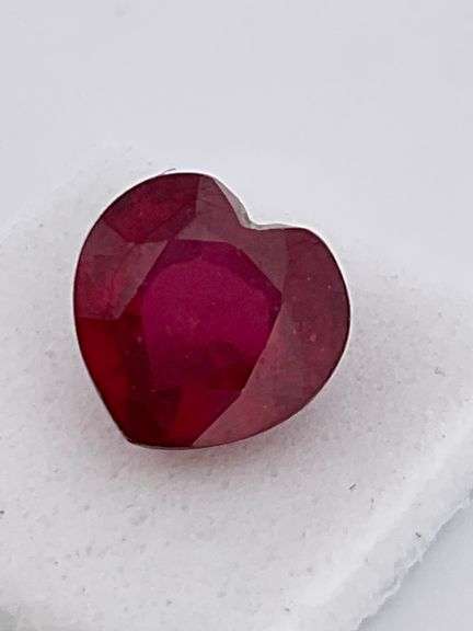CERTIFIED NATURAL RUBY 2.85 CARAT HEART SHAPE.