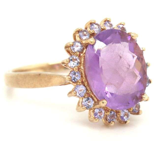 10kt Yellow gold amethyst and tanzanite cocktail ring