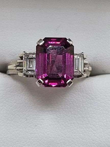 Handsome Garnet Gemstone Ring