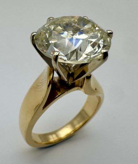 14K Yellow Gold Solitaire 6.77 cts Diamond Engagement Ring