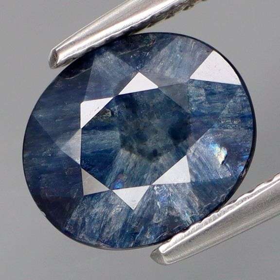Stellar! Midnight blue Sapphire weighing 4.02 carats!