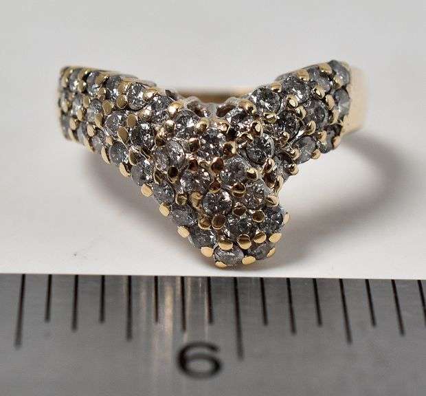 Interesting 14K Yellow Gold Diamond Ring
