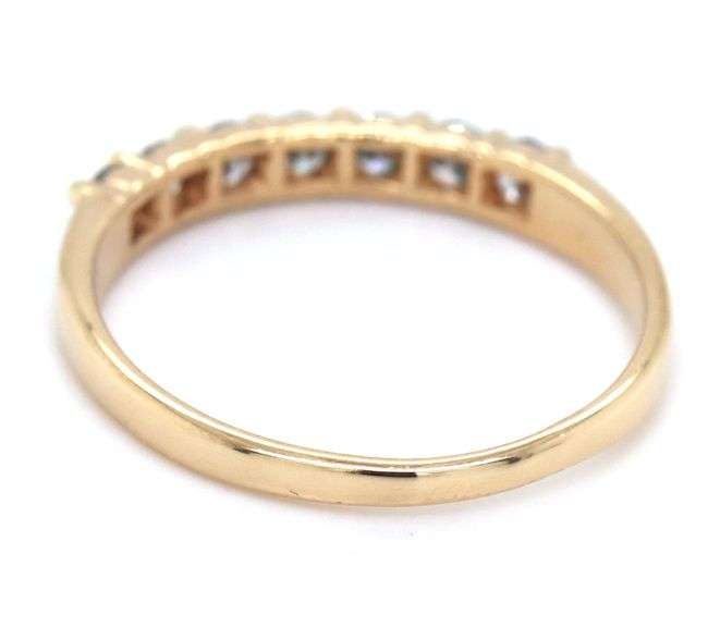 14kt Yellow gold 0.40ctw diamond band