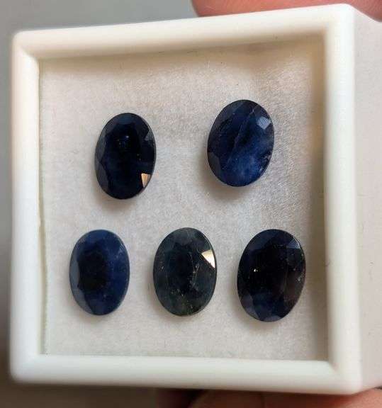 Deep blue and heavy! Full 9.22 carat set of Sapphires!