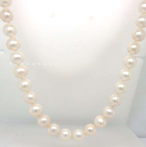8mm Pearl strand necklace